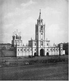 «Страстной монастырь в Москве был основан в 1654 г. царем Алексеем Михайловичем…